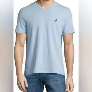 Nautica Slim Fit V-Neck Tee Size L MSRP 24.99 Pre-owned Excellent